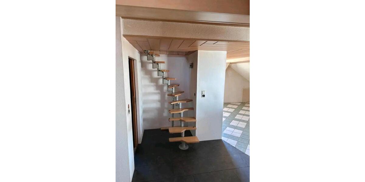 Einfamilienhaus Dorfhain - 8 Zimmer, 180 m&sup2;, 128.000&euro; | Angebot:26963032