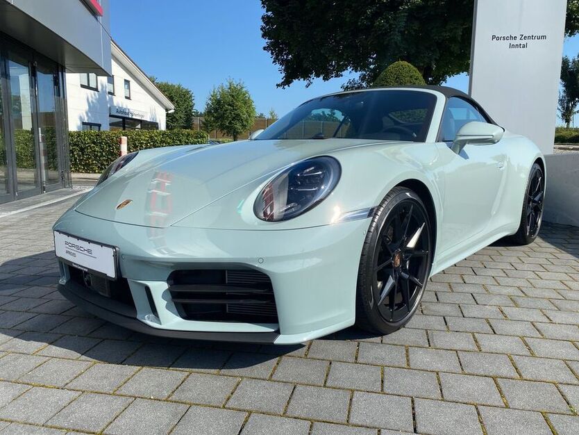 992