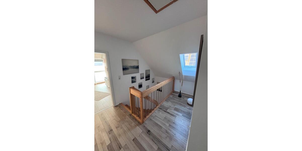 Einfamilienhaus Ense - 5 Zimmer, 129 m&sup2;, 1.500&euro; | Angebot:25048645