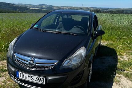 Opel Corsa 124.000 km 2.850 &euro; Osburg 54317