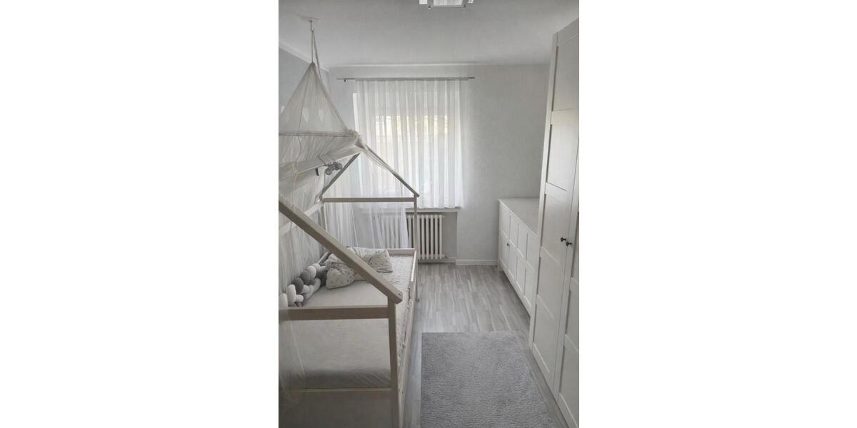 Erdgeschoßwohnung Halle - 3 Zimmer, 74 m&sup2;, 199.500&euro; | Angebot:24839316