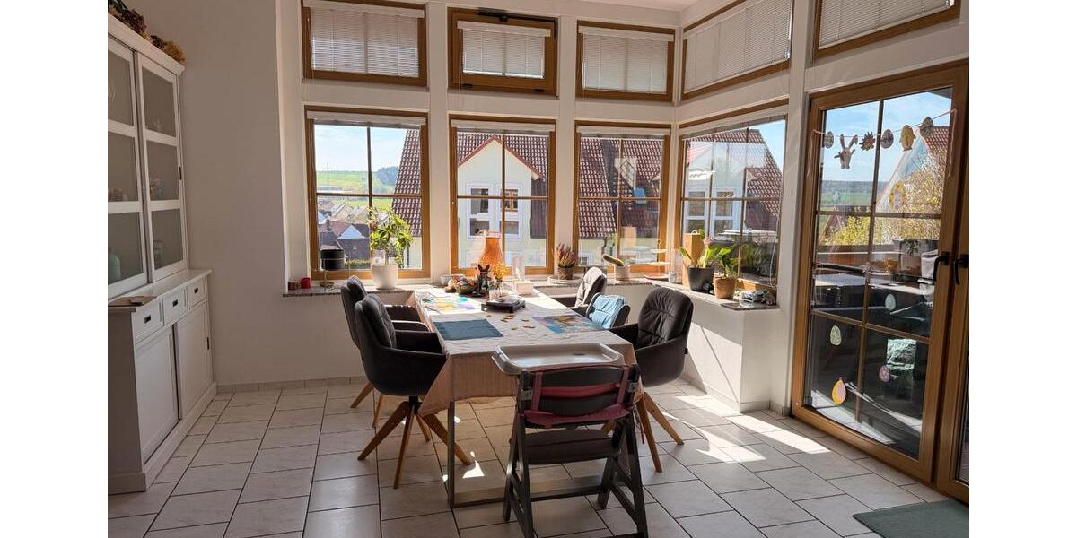 Einfamilienhaus Hohenroth - 8 Zimmer, 190 m&sup2;, 1.450&euro; | Angebot:26320939