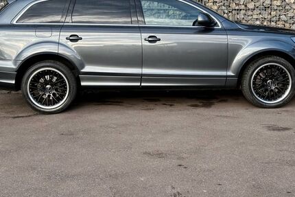 Audi Q7 355.010 km 11.750 &euro; Sindelfingen 71065