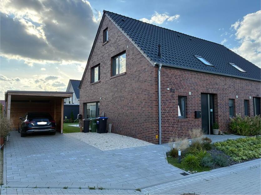 Neuwertige Doppelhaushälfte in Kirchlinteln