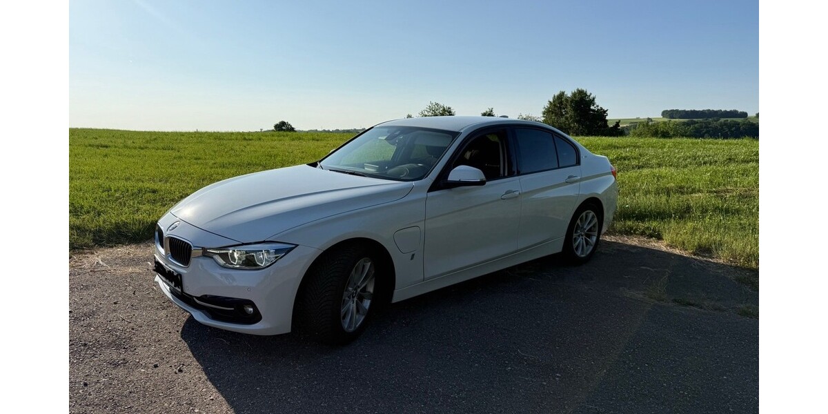 BMW 330 83.170 km 17.500 &euro; Böbingen 86399