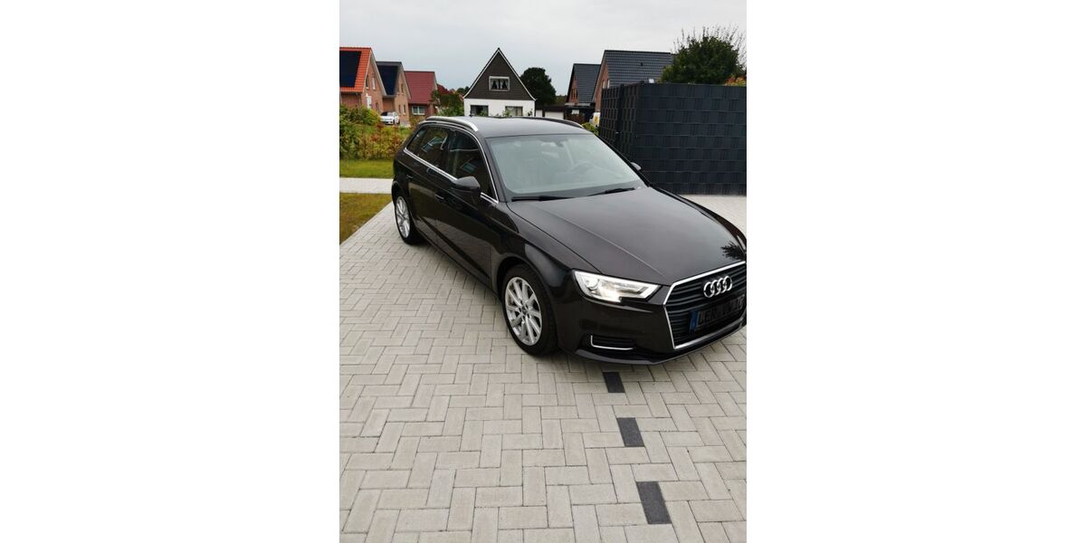 Audi A3 82.000 km 17.800 &euro; Moormerland 26802