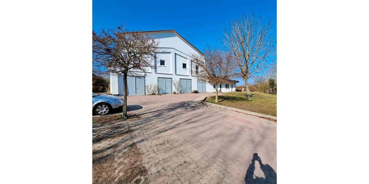 Erdgeschoßwohnung Dassow - 4 Zimmer, 104 m&sup2;, 1.200&euro; | Angebot:25392798