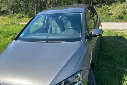 VW Golf Sportsvan 33.710 km 12.100 &euro; Böttigheim 97277