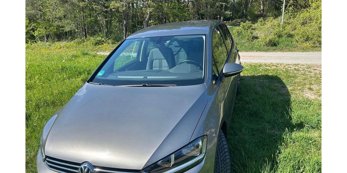 VW Golf Sportsvan 33.710 km 12.100 &euro; Böttigheim 97277