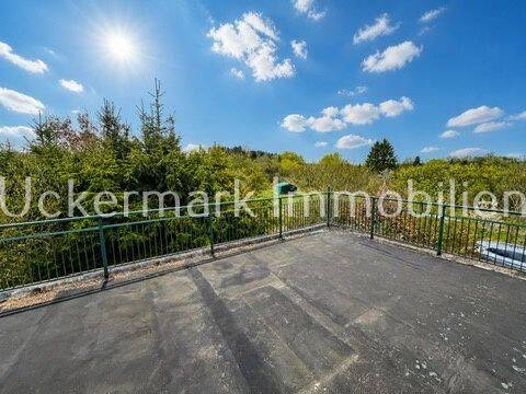 Mehrfamilienhaus, Wohnhaus Blankensee - 4 Zimmer, 80 m&sup2;, 99.000&euro; | Angebot:26609133