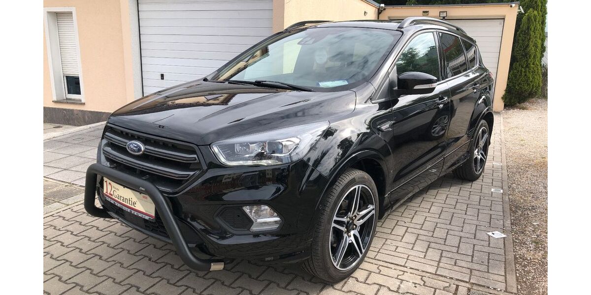 Ford Kuga 45.192 km 15.690 &euro; Nürnberg 90469