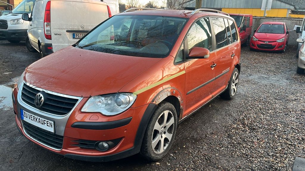VW Touran 308.779 km 2.790 &euro; Berlin 12349