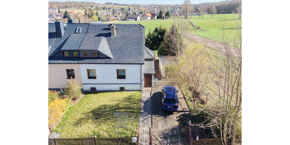 Doppelhaushälfte Oelsnitz - 6 Zimmer, 124 m&sup2;, 160.000&euro; | Angebot:26744684