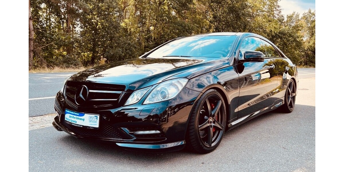 Mercedes-Benz Coupé 100.000 km 24.900 &euro; Versmold 33775