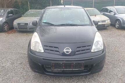 Nissan Pixo