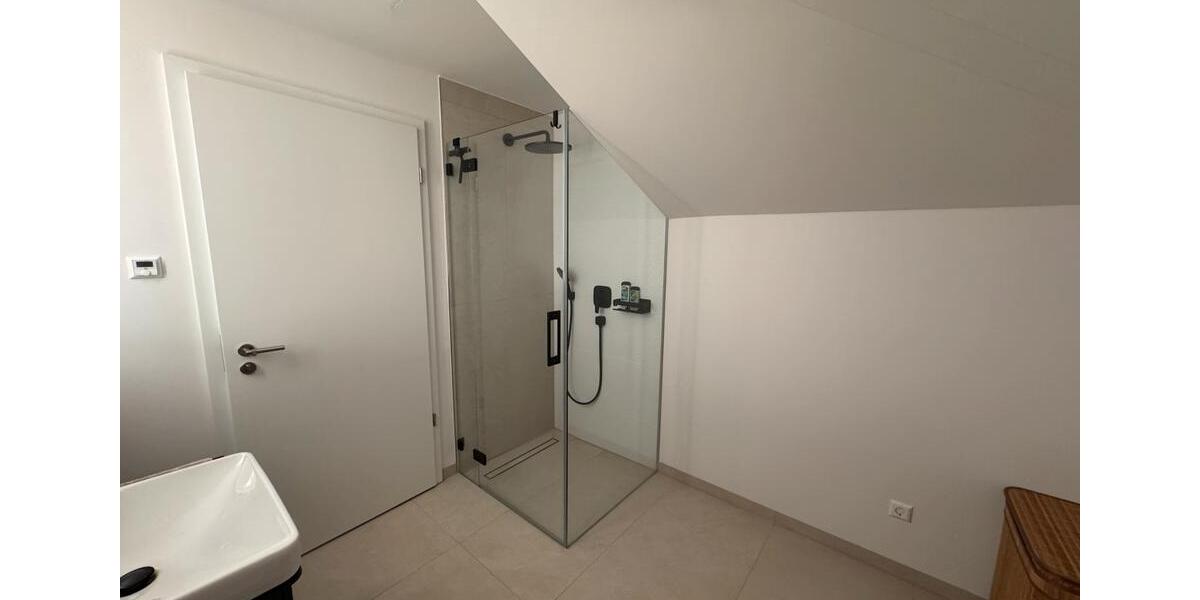 Einfamilienhaus Markgröningen - 3.5 Zimmer, 140 m&sup2;, 2.150&euro; | Angebot:24811604