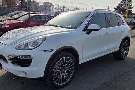 Porsche Cayenne 198.000 km 17.499 &euro; Berlin 13597