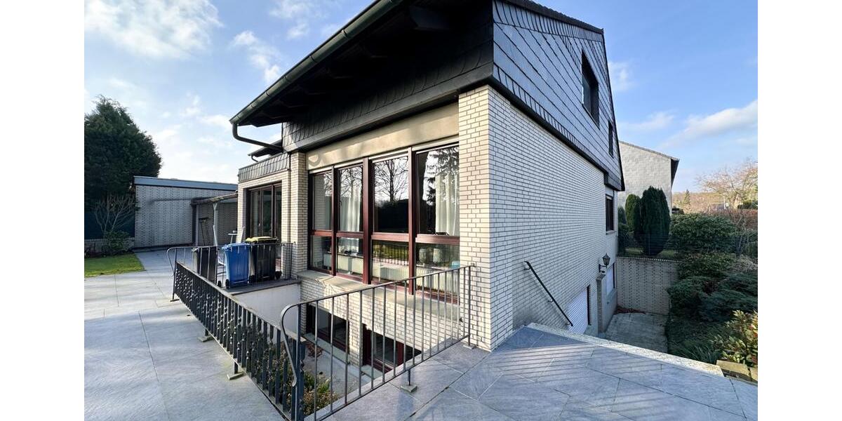 Erdgeschoßwohnung Gladbeck Alt-Rentfort - 5 Zimmer, 150 m&sup2;, 1.300&euro; | Angebot:25320588