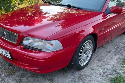 Volvo C70 98.200 km 11.490 &euro; Berlin 12524