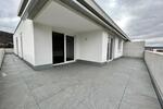 Exklusives Penthouse mit riesiger Dachterrasse | ca. 129 m² mit 3,5 Zimmer, Lift und TG-Stellplatz 3.5 zimmer