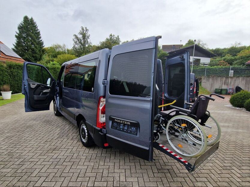 Renault Master 75.000 km 18.900 € Gedern 63688