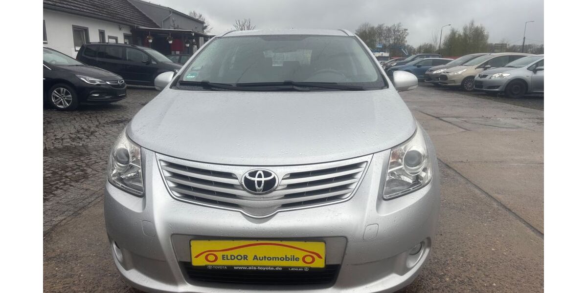 Toyota Avensis 256.560 km 4.900 &euro; Kamenz 01917