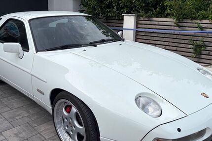 Porsche 928 249.800 km 22.900 &euro; Fahrenzhausen 85777