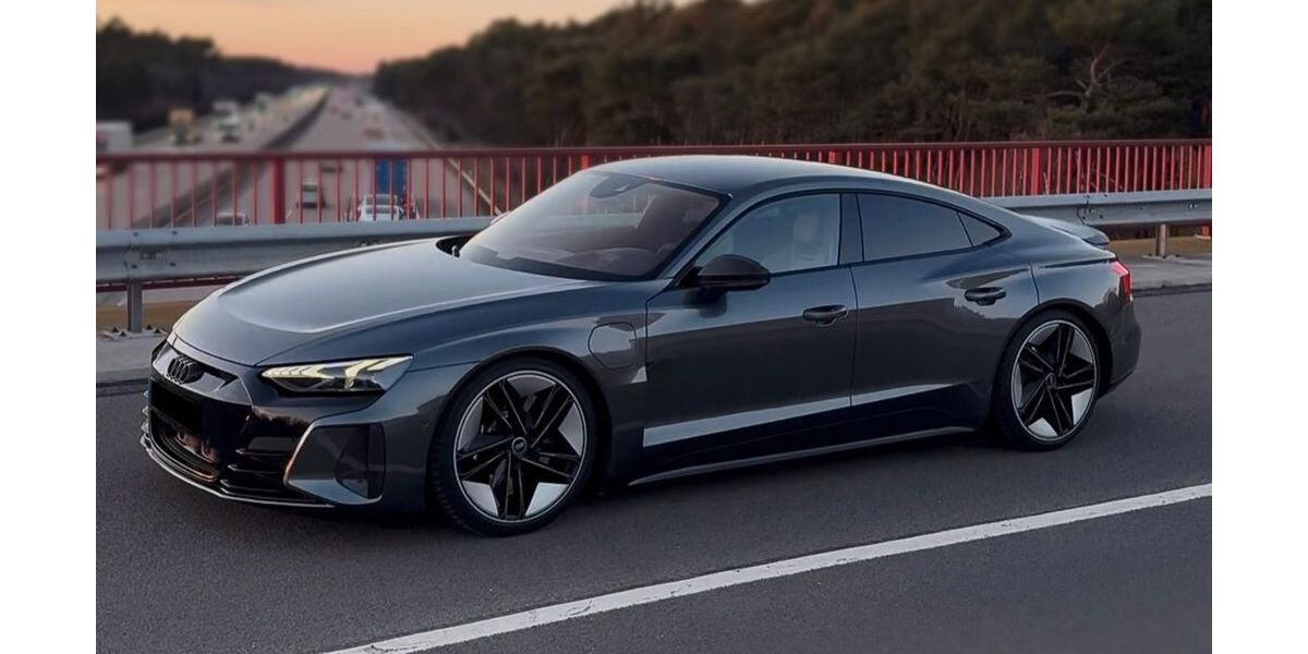 Audi RS e-tron GT 64.890 km 63.400 &euro; Hannover 30419