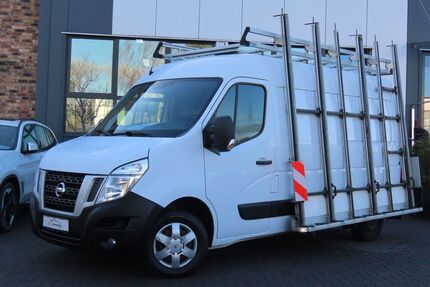 Nissan NV400