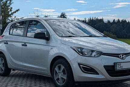 Hyundai i20 89.000 km 4.950 &euro; Traunstein 83278