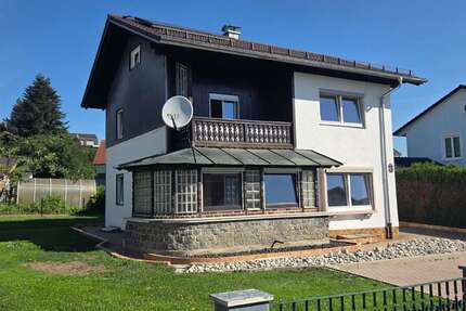 Haus Simbach am Inn - 5 Zimmer, 160 m&sup2;, 1.300&euro; | Angebot:27143026