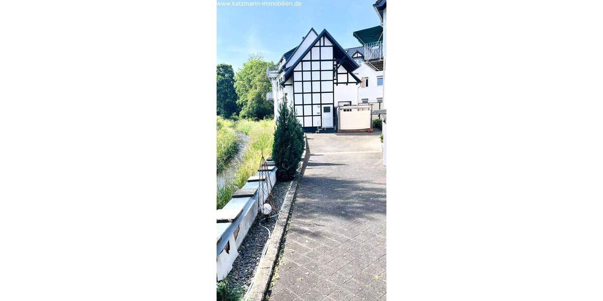 3-Zimmerwohnung mit Balkon und Zusatzapartment in gepflegter Atmosphäre zu vermieten 3 zimmer