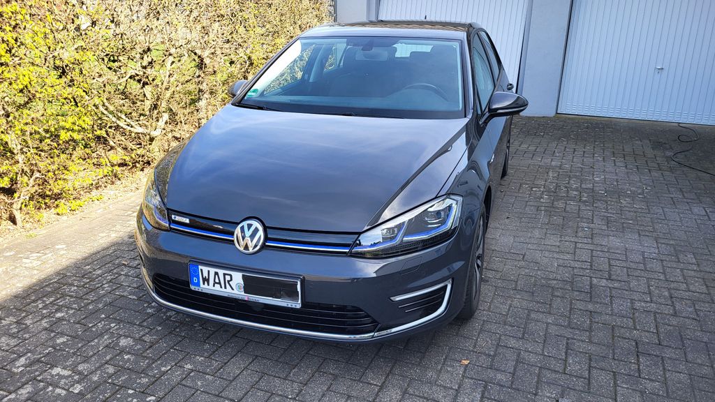 VW Golf 81.000 km 13.999 &euro; Warburg 34414