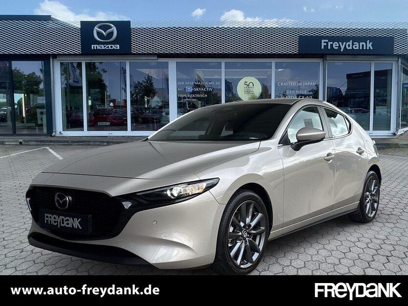 Mazda 3 8.685 km 23.490 € Leipzig 04178