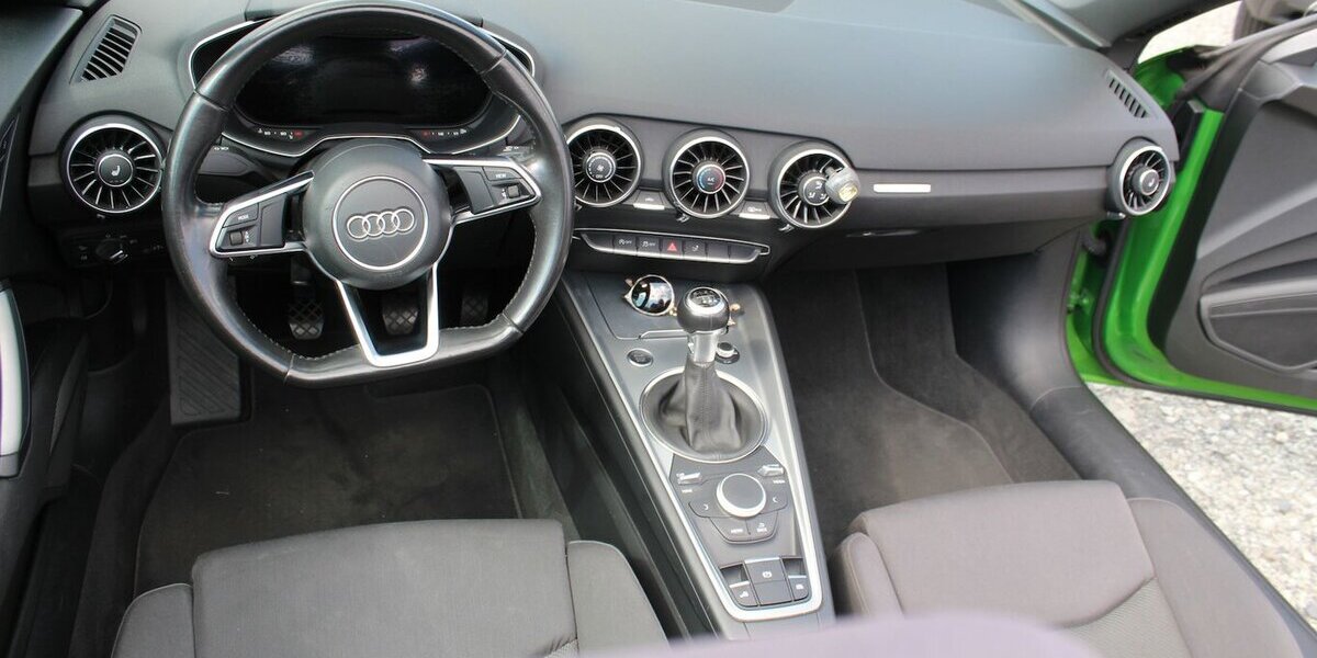 Audi TT 1.8 TFSI SHZ/XENON/Windschott 92.523 km 18.500 &euro; Höchstenbach 57629