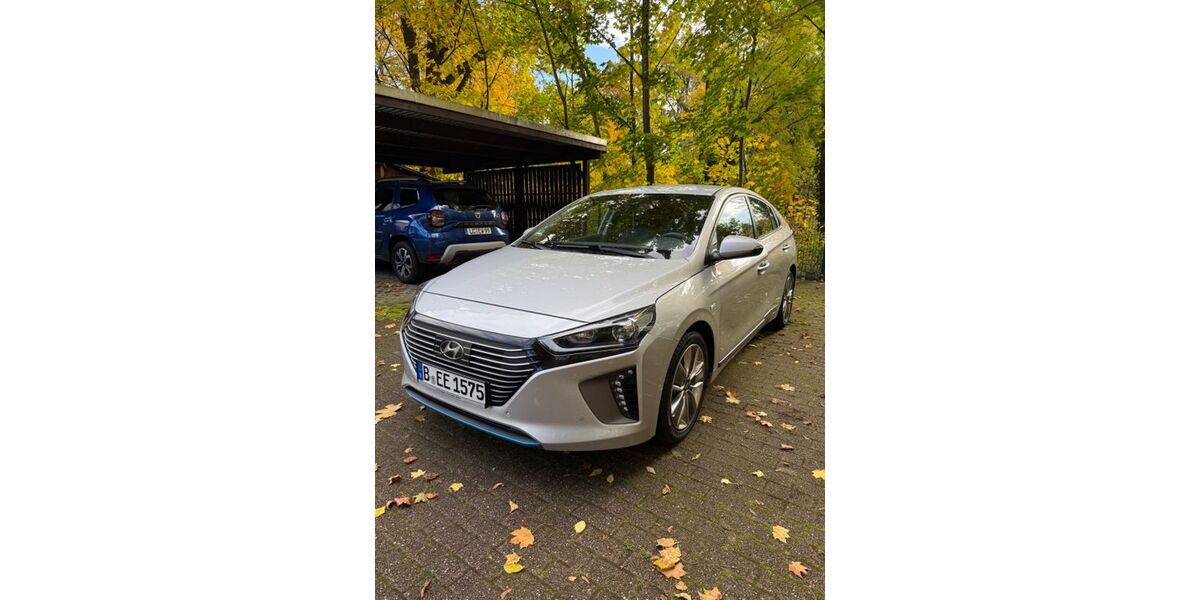 Hyundai IONIQ 28.500 km 14.200 &euro; Berlin 12353