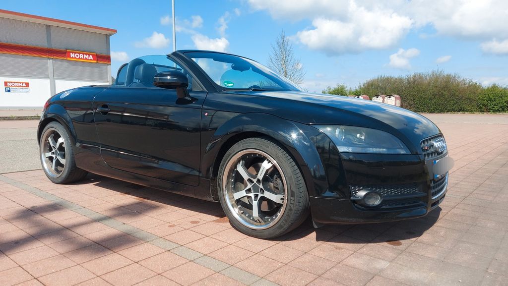 Audi TT 213.000 km 5.900 &euro; Kirchdorf 88457