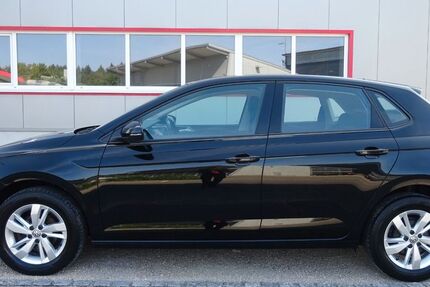 VW Polo 64.148 km 13.590 &euro; Steißlingen 78256