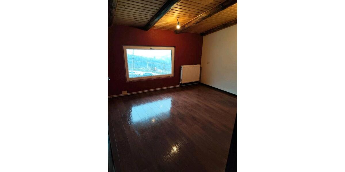 Einfamilienhaus Püttlingen - 10 Zimmer, 207 m&sup2;, 190.000&euro; | Angebot:26322667