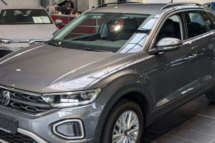 VW T-Roc 84.000 km 22.900 € Weinheim 69469