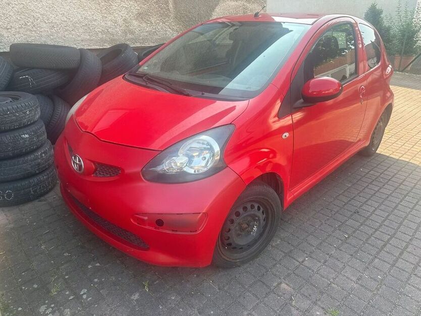 Aygo (X)