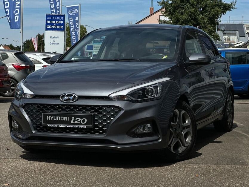 i20