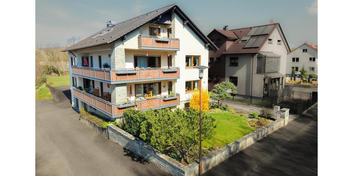 Dachgeschoßwohnung Goldbach - 3 Zimmer, 95 m&sup2;, 295.000&euro; | Angebot:26778916
