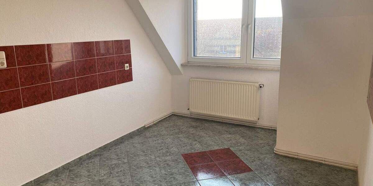 Zimmer Halle (Saale) Damaschkestraße - 2 Zimmer, 55 m&sup2;, 460&euro; | Angebot:26306160