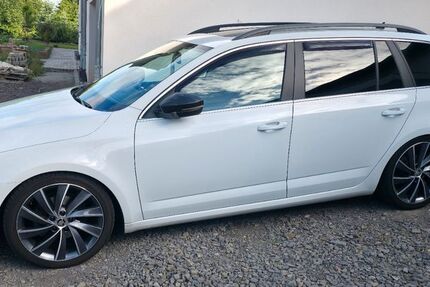Skoda Octavia 177.000 km 8.750 &euro; Minderlittgen 54518