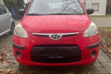 Hyundai i10 153.260 km 1.500 &euro; leverkusen 51377