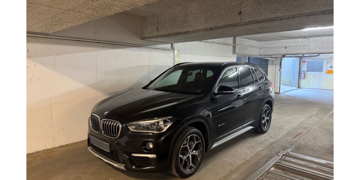 BMW X1 190.000 km 16.000 &euro; Berlin 13507