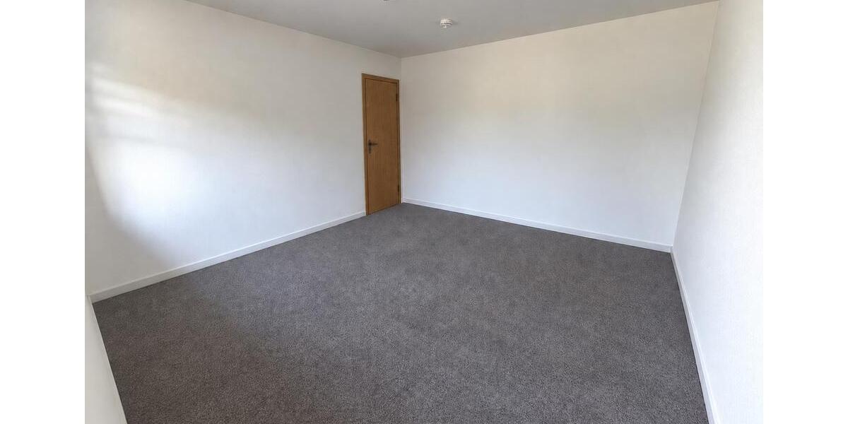 Etagenwohnung Oelsnitz (Erzgebirge) - 3 Zimmer, 70 m&sup2;, 104.980&euro; | Angebot:27432684