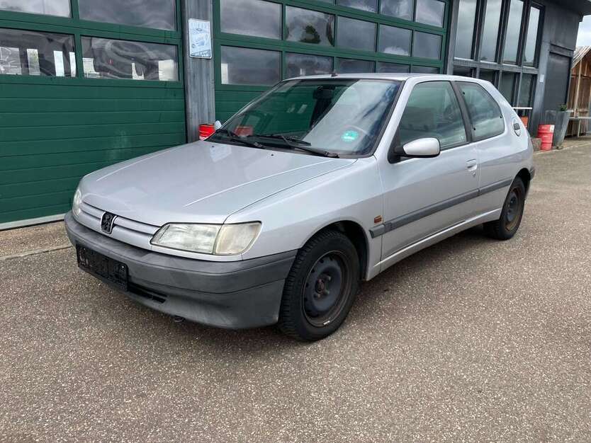 Peugeot 306 152.000 km 2.999 € Ettenheim 77955