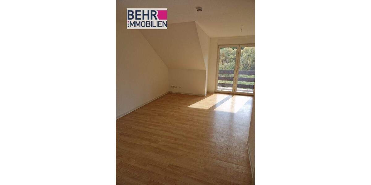 1- Raum Dachgeschosswohnung mit Balkon in Finowfurt mit Blick ins Grüne 1 zimmer